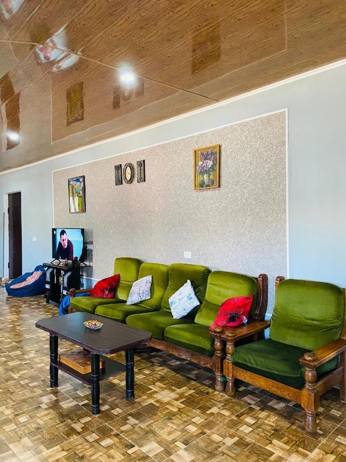 Mamuka'S Guesthouse Udabno Luaran gambar